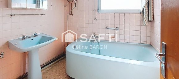 3 chambres Châteaux à Écueillé, France No. 158487 8