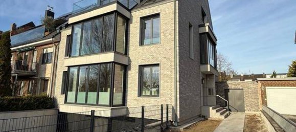 10-Zimmer Villa in Düsseldorf, Germany, Nr. 28444 2