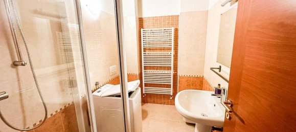 2 rooms Apartment in Gardone Riviera, Italy No. 40394 12