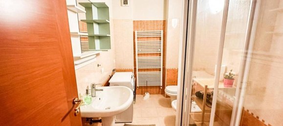 2 rooms Apartment in Gardone Riviera, Italy No. 40394 19