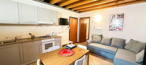 2 rooms Apartment in Gardone Riviera, Italy No. 40394 17