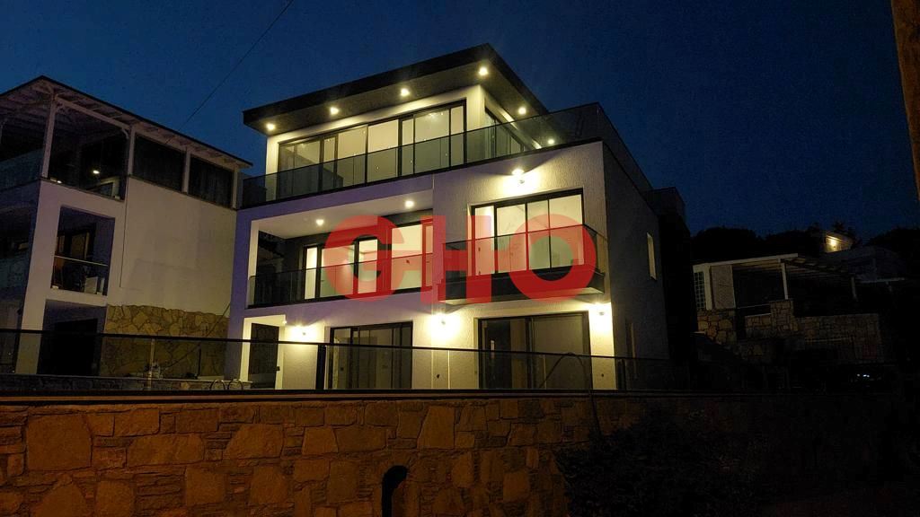 Villa 5+2 in Yalikavak, Turkey No. 13148