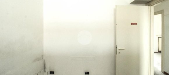 Escritório em Codogno, Italy 80 m² N.º 364564 7