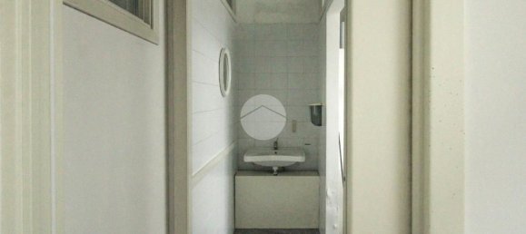 Escritório em Codogno, Italy 80 m² N.º 364564 21