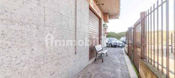 2-Zimmer Gewerbliche Immobilie in Guidonia Montecelio, Italy, Nr. 14310 5