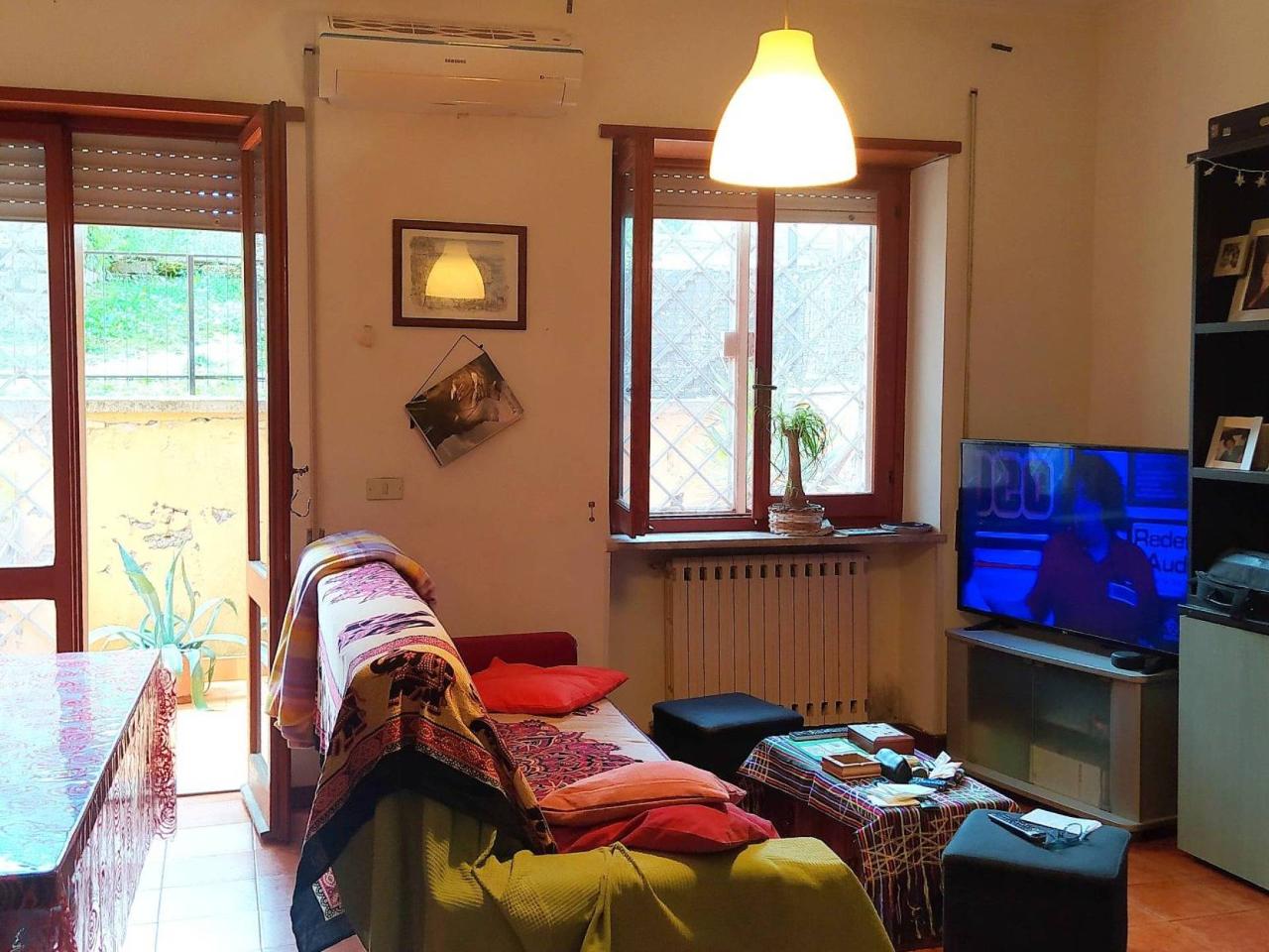 2غرفة شقة في Collevecchio, Italy رقم 123176