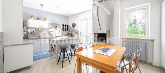 Villa T4 em Palo del Colle, Italy N.º 330436 7