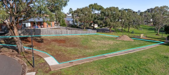 1086.11m² Land in Leongatha, Australia No. 400 3