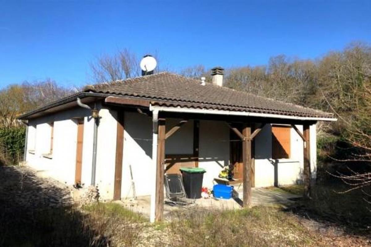 3 bedrooms Office in Ruffec, France No. 22359