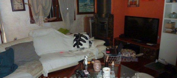 Apartamento de 5 habitaciónes en Casirate d'Adda, Italy No. 6724 69