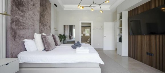 Вилла с 7 спальнями в Бенахавис, Испания № 52665 40