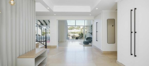 Вилла с 7 спальнями в Бенахавис, Испания № 52665 8