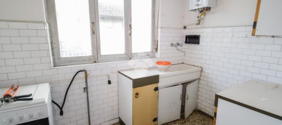 3 bedrooms House in Montanaro, Italy No. 158440 20