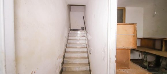 3 bedrooms House in Montanaro, Italy No. 158440 17