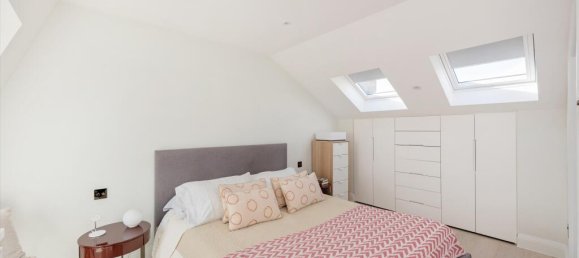 3 bedrooms House in London, United Kingdom No. 6939 18