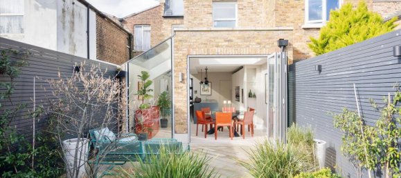 3 bedrooms House in London, United Kingdom No. 6939 20