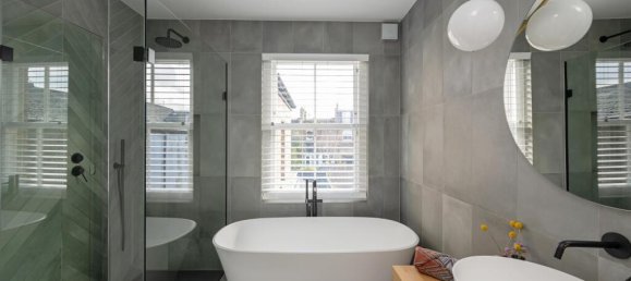 3 bedrooms House in London, United Kingdom No. 6939 10