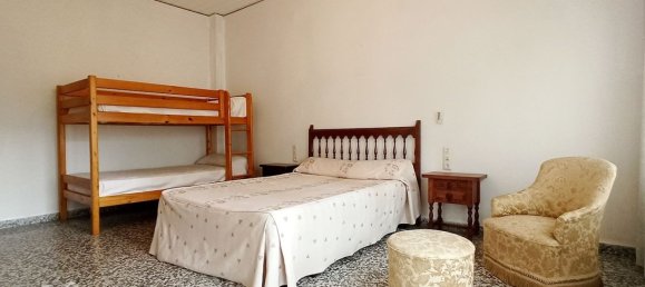 Дом с 6 спальнями в Фуэнте-Энкаррос, Испания № 120320 22