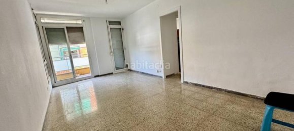4 bedrooms Apartment in Montornes Del Valles, Spain No. 140706 2