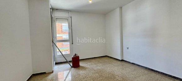 4 bedrooms Apartment in Montornes Del Valles, Spain No. 140706 3
