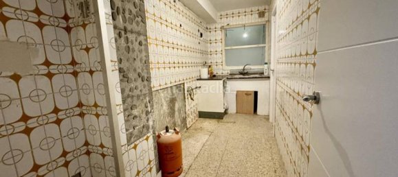 4 bedrooms Apartment in Montornes Del Valles, Spain No. 140706 4