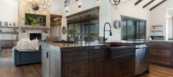 4 bedrooms Commercial property in Eagle, USA No. 53 6