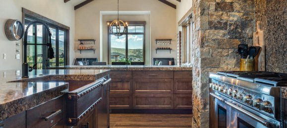 4 bedrooms Commercial property in Eagle, USA No. 53 5