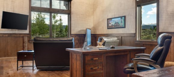 4 bedrooms Commercial property in Eagle, USA No. 53 23