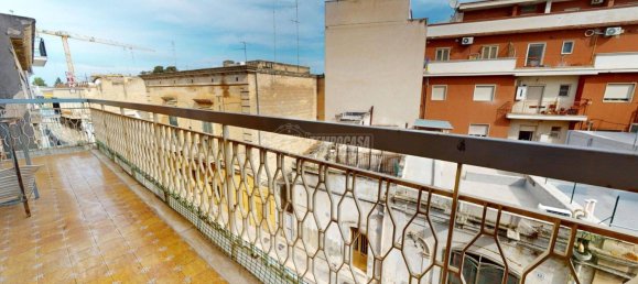Apartamento T3 em Bari, Italy N.º 119173 4