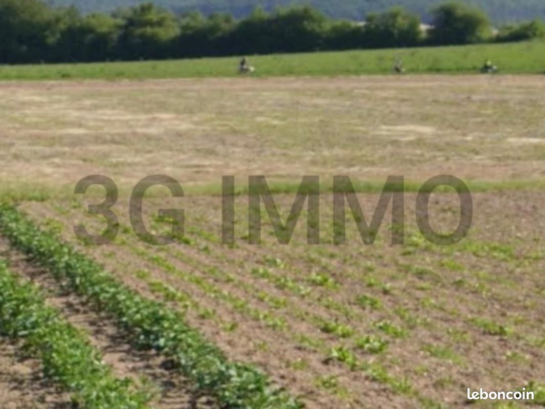 Terreno en Marcilly-le-Hayer, France 13307 m² No. 227403