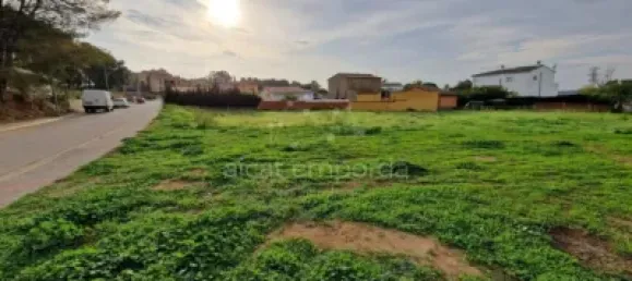  Land in Garriguella, Spain No. 73542 21