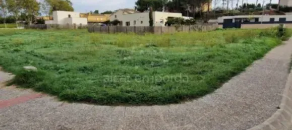  Land in Garriguella, Spain No. 73542 4