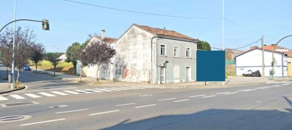 4 bedrooms House in A Coruna, Spain No. 125229 17