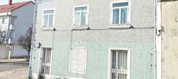 4 bedrooms House in A Coruna, Spain No. 125229 24