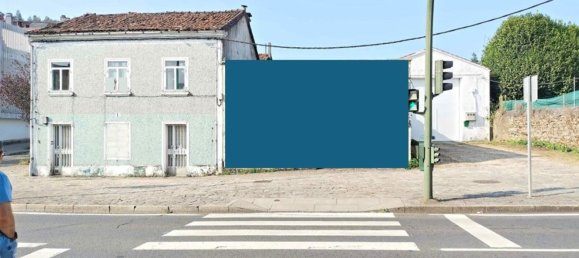 4 bedrooms House in A Coruna, Spain No. 125229 2