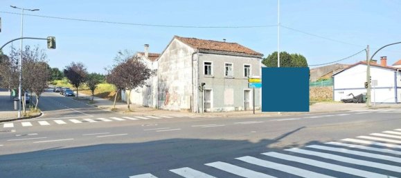 4 bedrooms House in A Coruna, Spain No. 125229 5