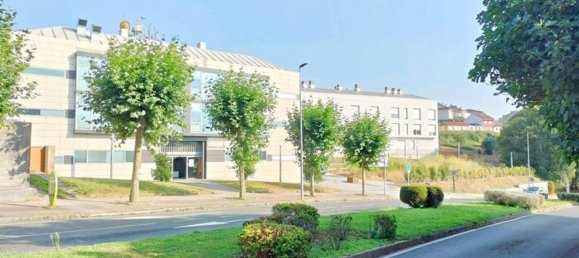 4 bedrooms House in A Coruna, Spain No. 125229 6