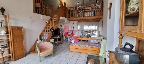 2 Schlafzimmer Doppelhaus in Viry-Chatillon, France, Nr. 167161 3