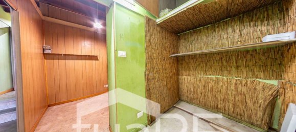 Oficina de 3 habitaciónes en Rome, Italy No. 298644 11