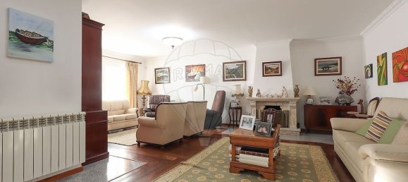 4 bedrooms House in Setubal, Portugal No. 20049 7