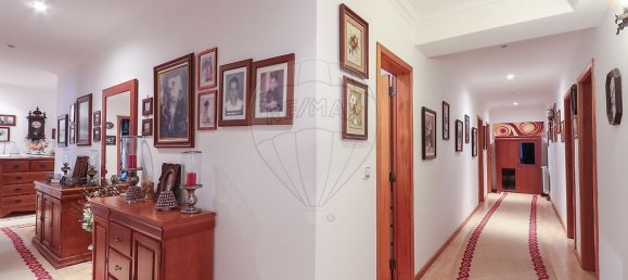 4 bedrooms House in Setubal, Portugal No. 20049 16
