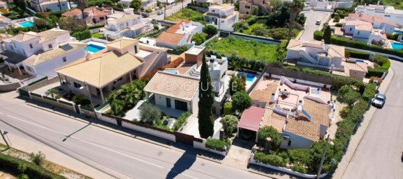 3 bedrooms Villa in Lagoa, Portugal No. 7629 7