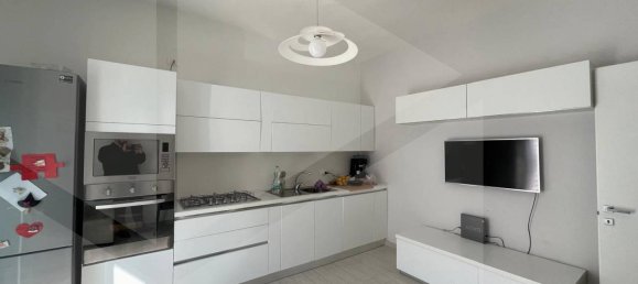 Apartamento de 3 divisões em Bitetto, Italy N.º 23373 13