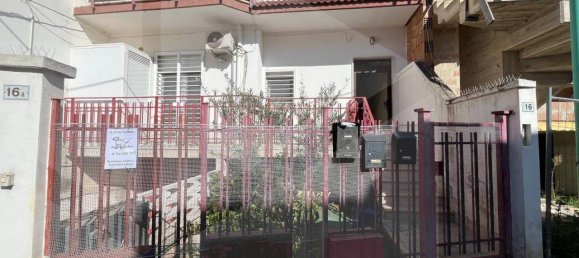 Apartamento de 3 divisões em Bitetto, Italy N.º 23373 4