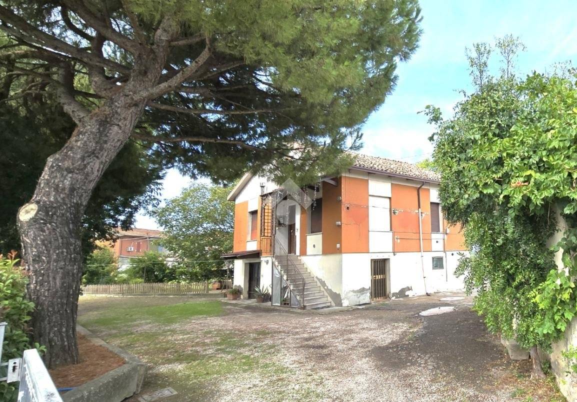 2 bedrooms House in Cesena, Italy No. 319148