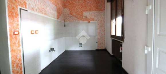 2 bedrooms House in Cesena, Italy No. 319148 5