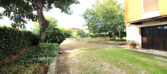 2 bedrooms House in Cesena, Italy No. 319148 7