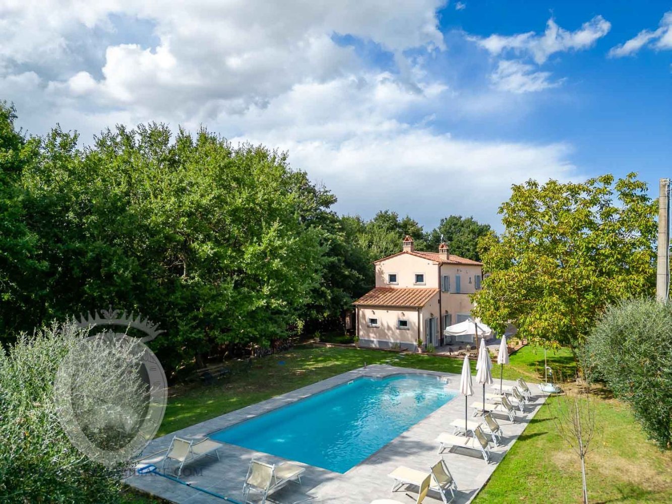 Вилла с 7 комнатами в Кортона, Италия № 57807