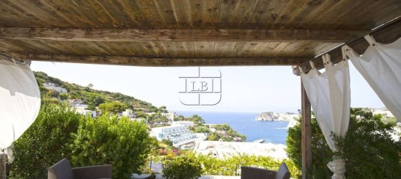 3 غرف نوم فيلا في Ponza, Italy رقم 334938 4