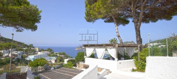 3 غرف نوم فيلا في Ponza, Italy رقم 334938 3